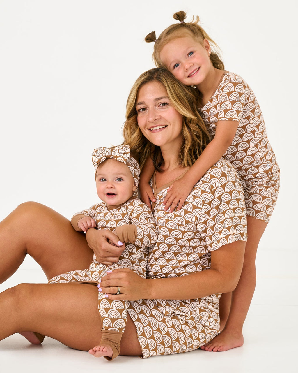 Rust Rainbows Two-Piece Short Sleeve & Shorts Pajama Set