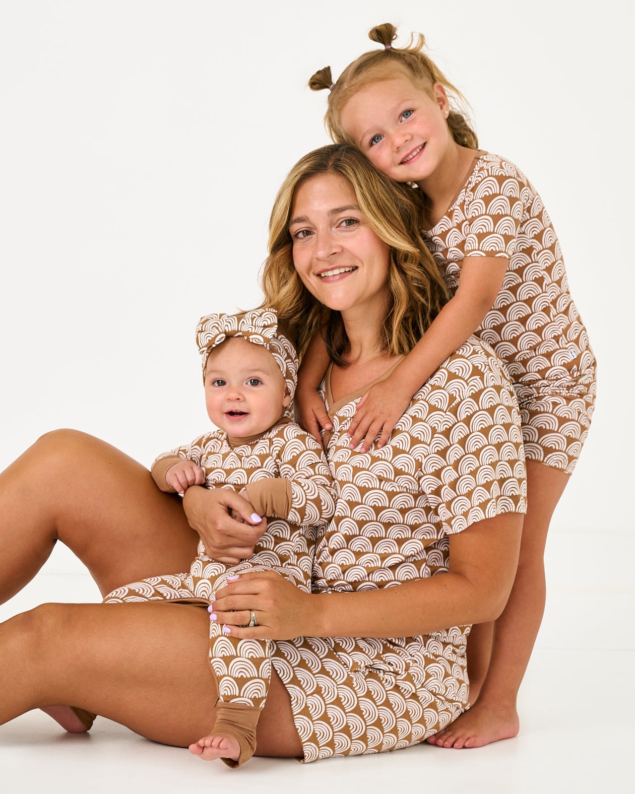 Rust Rainbows Two-Piece Short Sleeve & Shorts Pajama Set