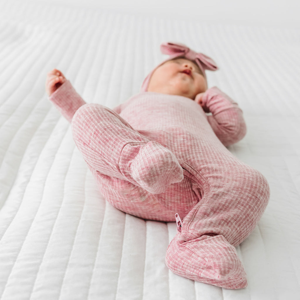 Heather Mauve Ribbed Crescent Zippy