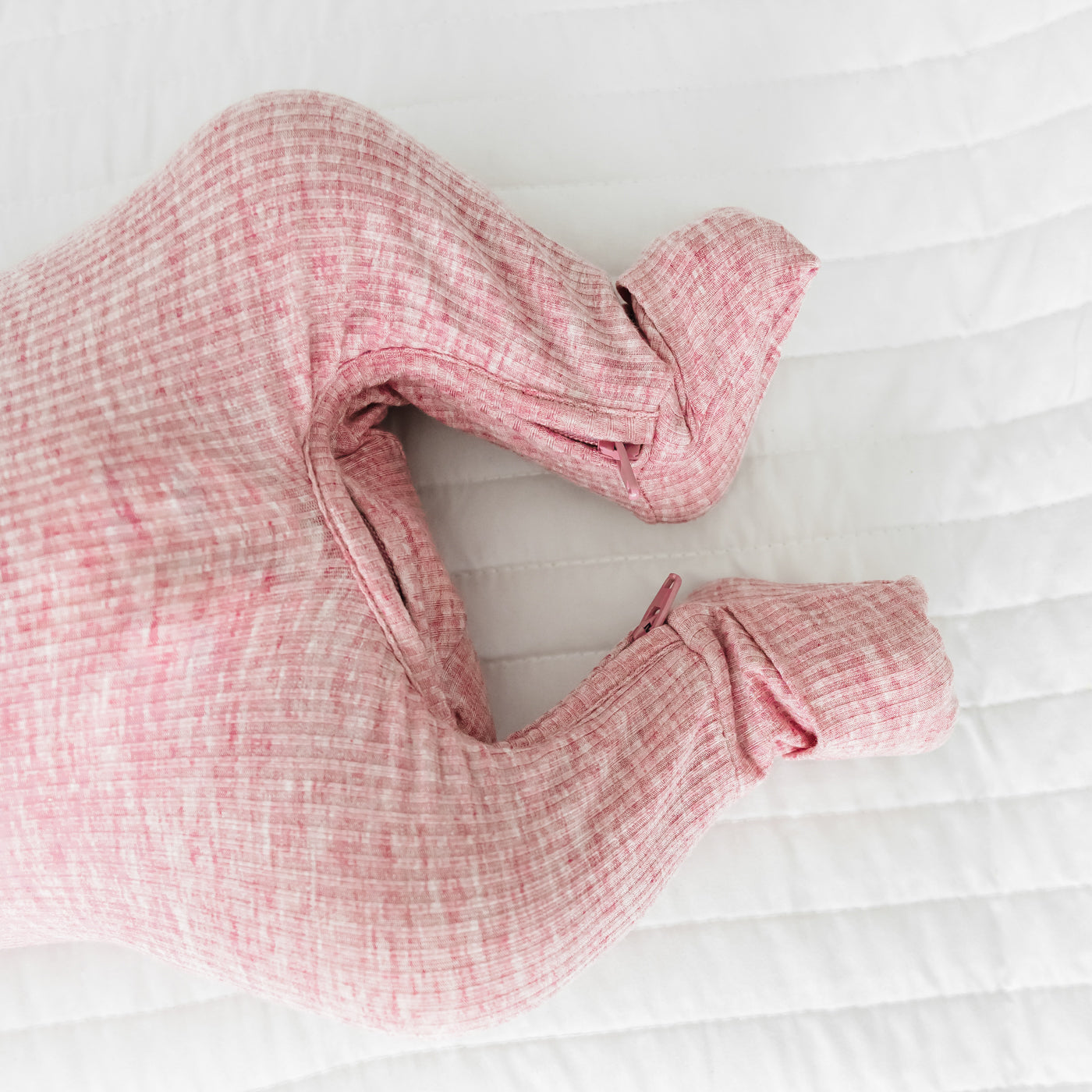 Heather Mauve Ribbed Crescent Zippy